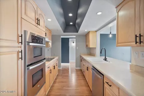 Kitchen - 1102 E Redondo Cir, Tempe, AZ 85282 photo 2 of 3