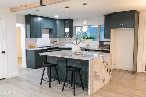 2252 E Dartmouth St, Mesa, AZ 85213