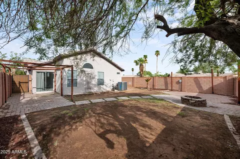 Exterior - 4130 E Chambers St, Phoenix, AZ 85040 photo 3 of 4