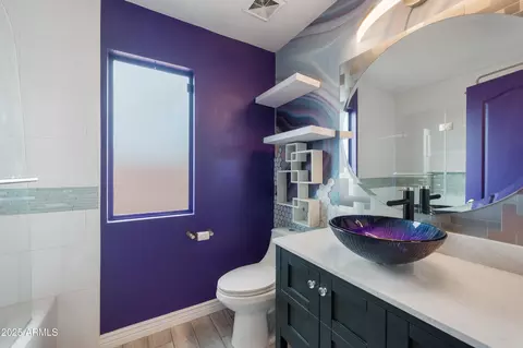 Bath - 4130 E Chambers St, Phoenix, AZ 85040 photo 3 of 3