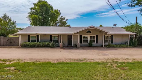 12417 E Cloud Rd, Chandler, AZ 85249 photo 2