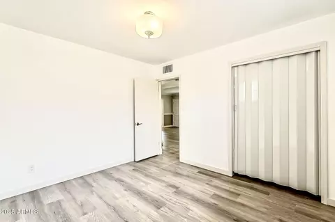 Bedroom - 2150 W State Ave, Phoenix, AZ 85021 photo 6 of 9
