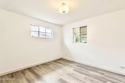 Bedroom - 2150 W State Ave, Phoenix, AZ 85021 photo 5 of 9