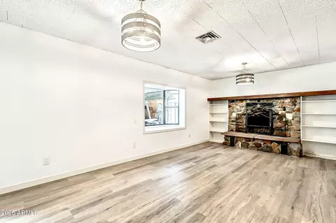 Living - 2150 W State Ave, Phoenix, AZ 85021 photo 5 of 6