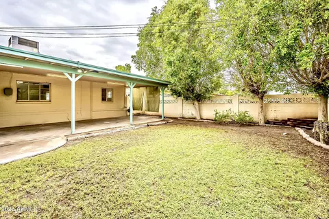 Exterior - 2150 W State Ave, Phoenix, AZ 85021 photo 4 of 5