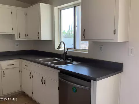 550 N Bowie Ave, Willcox, AZ 85643 photo 7