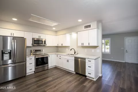 2064 S Farnsworth Dr #109, Mesa, AZ 85209