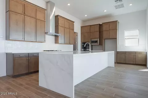 Kitchen - 816 W Golden Ore Pass, Apache Junction, AZ 85120 photo 1 of 2