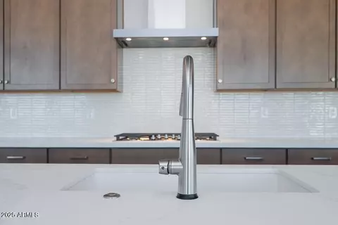 Kitchen - 816 W Golden Ore Pass, Apache Junction, AZ 85120 photo 2 of 2