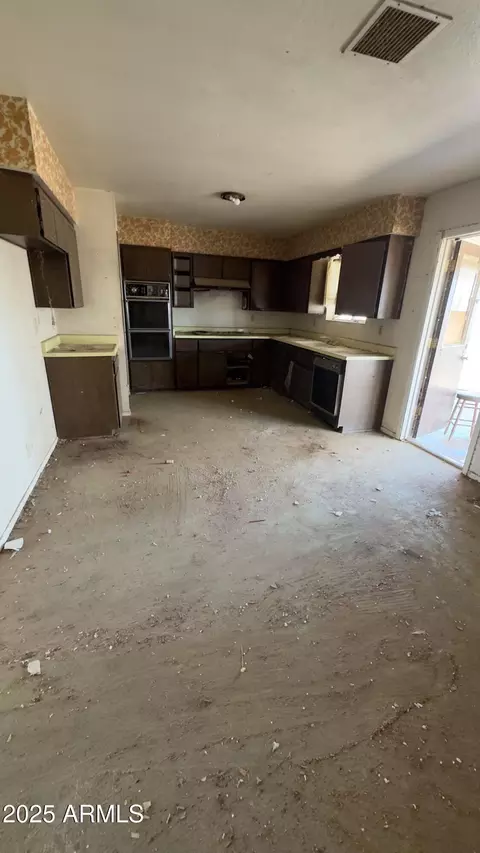 800 W Randolph Rd, Coolidge, AZ 85128 photo 6