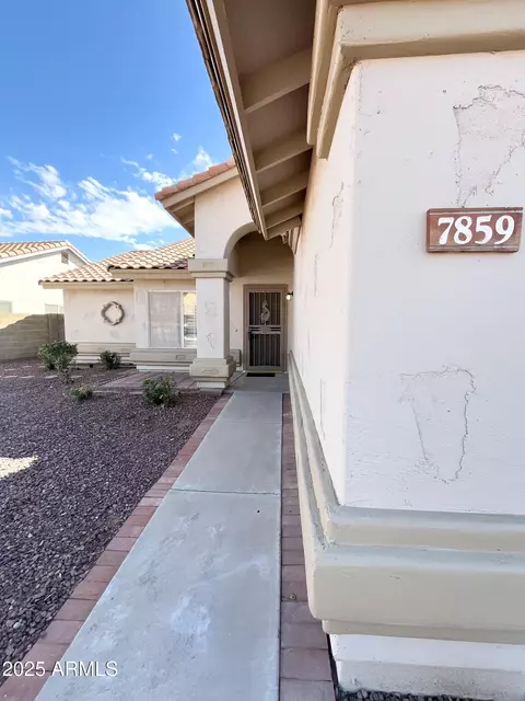 7859 W Mclellan Rd, Glendale, AZ 85303