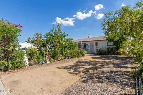 2945 W Butler Dr, Phoenix, AZ 85051