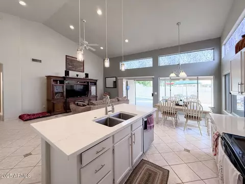 1426 E San Remo Ave, Gilbert, AZ 85234