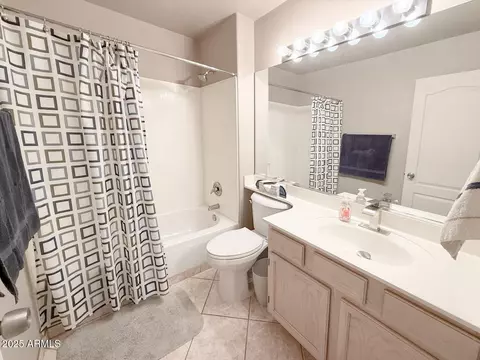 Bath - 1426 E San Remo Ave, Gilbert, AZ 85234 photo 2 of 3