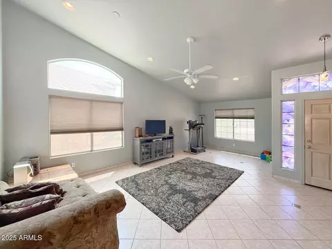1426 E San Remo Ave, Gilbert, AZ 85234