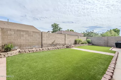 Exterior - 3112 E Millbrae Ln, Gilbert, AZ 85234 photo 4 of 4