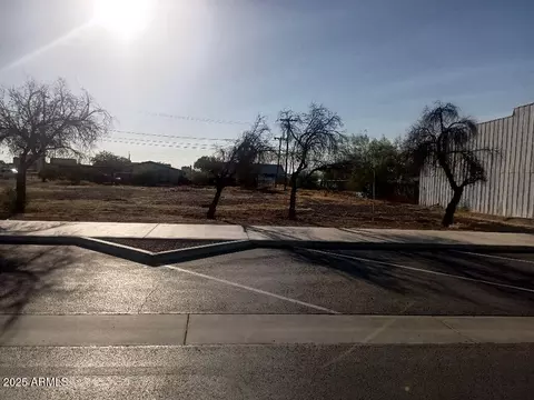 317 S Main St #2, Coolidge, AZ 85128
