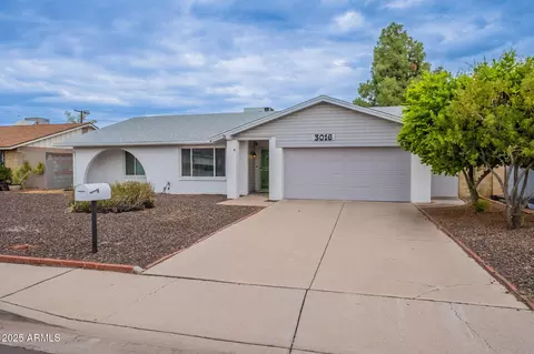 3016 W Acoma Dr, Phoenix, AZ 85053