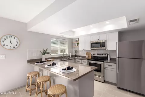 Kitchen - 3886 N 30th St, Phoenix, AZ 85016 photo 2 of 2