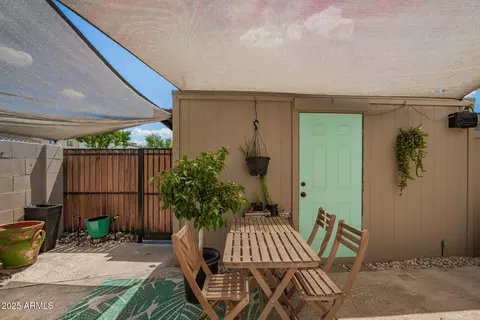 Exterior - 3886 N 30th St, Phoenix, AZ 85016 photo 1 of 5