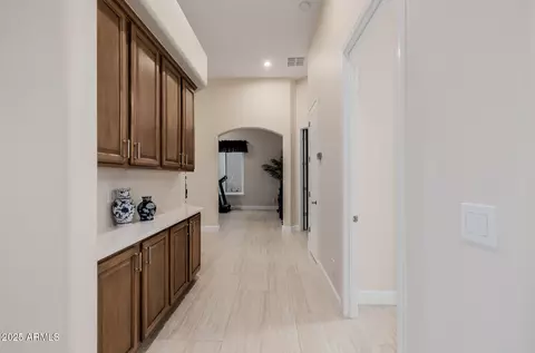 Entry Way - 116 E Desert Wind Dr, Phoenix, AZ 85048 photo 2 of 2