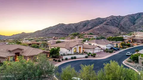 View/Area - 116 E Desert Wind Dr, Phoenix, AZ 85048 photo 1 of 2