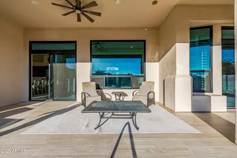 Exterior - 116 E Desert Wind Dr, Phoenix, AZ 85048 photo 8 of 10