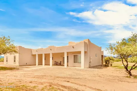 2537 N Euphoria Ln, Huachuca City, AZ 85616