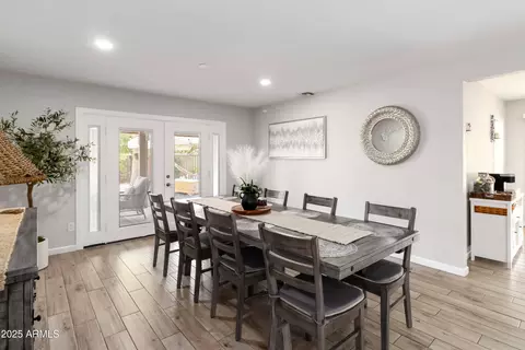 Dining - 347 E Hope St, Mesa, AZ 85201 photo 2 of 3