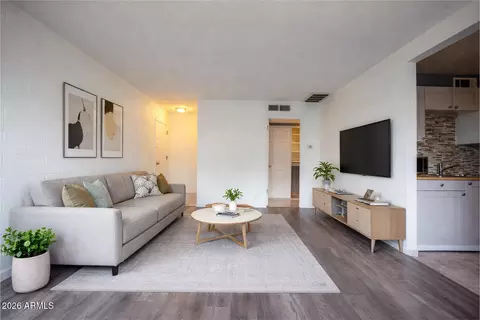 2551 W Rose Ln #222, Phoenix, AZ 85017