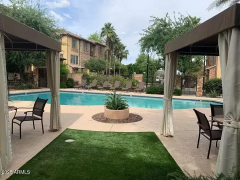 Exterior - 4391 N 24th Pl, Phoenix, AZ 85016 photo 4 of 4