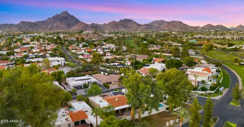 View/Area - 2423 E Marshall Ave, Phoenix, AZ 85016 photo 2 of 2