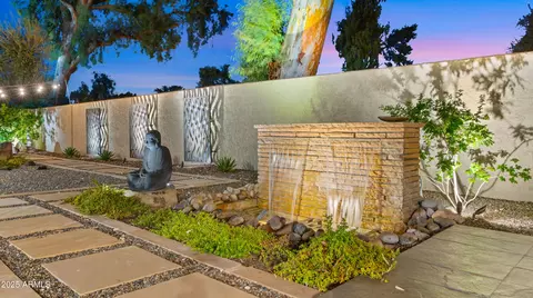 Exterior - 2423 E Marshall Ave, Phoenix, AZ 85016 photo 6 of 9