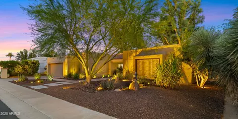 Exterior - 2423 E Marshall Ave, Phoenix, AZ 85016 photo 2 of 9