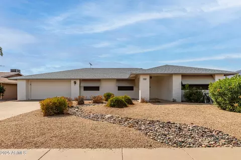 17418 N 123rd Dr, Sun City West, AZ 85375