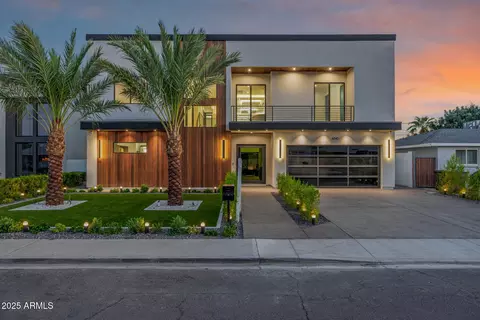 6541 E 2nd St, Scottsdale, AZ 85251