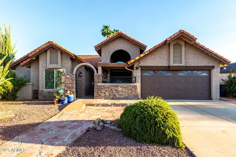 1975 E Sunburst Ln, Tempe, AZ 85284