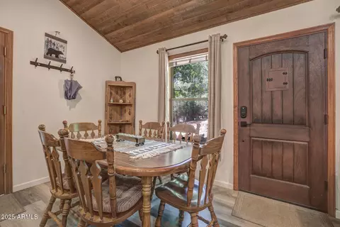 Dining - 3865 N Hunt Dr, Pine, AZ 85544 photo 2 of 2