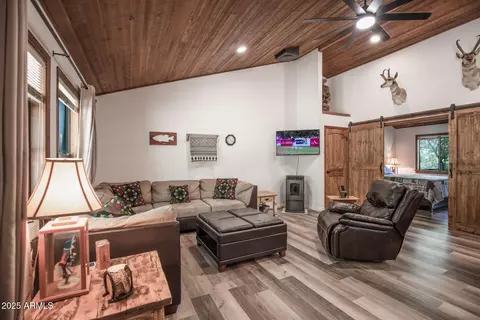 Living - 3865 N Hunt Dr, Pine, AZ 85544 photo 1 of 2