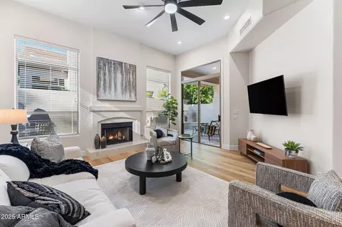 7266 E Del Acero Dr, Scottsdale, AZ 85258