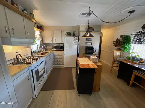 980 E Broadway Ave #15, Apache Junction, AZ 85119 photo 9