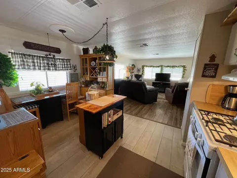 980 E Broadway Ave #15, Apache Junction, AZ 85119 photo 6