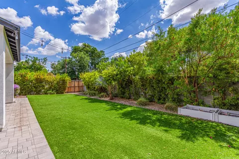 Exterior - 3841 E Devonshire Ave, Phoenix, AZ 85018 photo 6 of 6