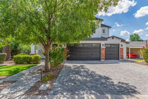 3841 E Devonshire Ave, Phoenix, AZ 85018