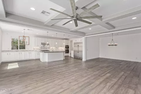 Living - 3841 E Devonshire Ave, Phoenix, AZ 85018 photo 2 of 4