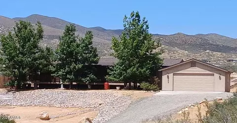 17985 E Hunters Ln, Dewey, AZ 86327
