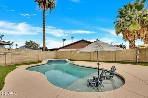 3602 W Campo Bello Dr, Glendale, AZ 85308