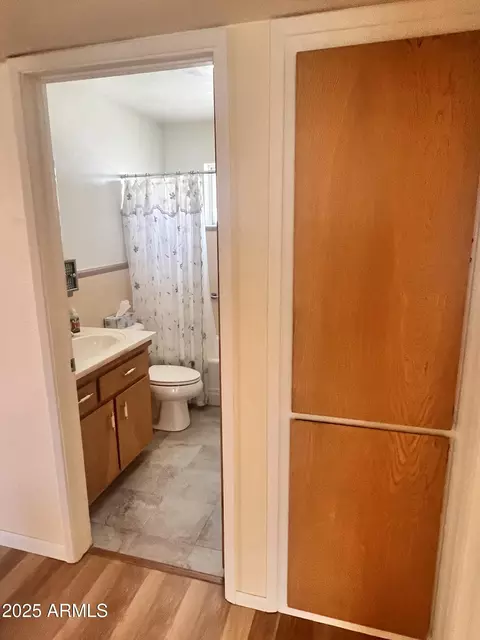 Bath - 5246 E Butte St, Mesa, AZ 85205 photo 4 of 6