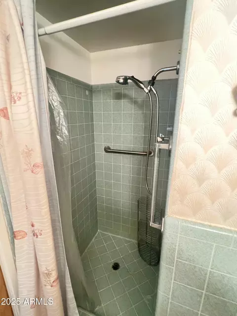 Bath - 5246 E Butte St, Mesa, AZ 85205 photo 1 of 6