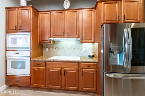 Kitchen - 4267 E Ficus Way, Gilbert, AZ 85298 photo 3 of 5